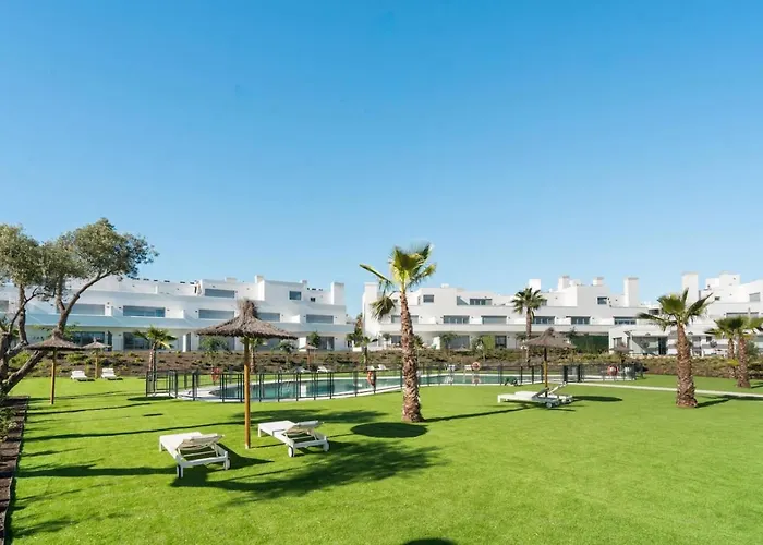 Appartement Luxury 3br Aqua Gardens - Walk To And Shared Pool Estepona