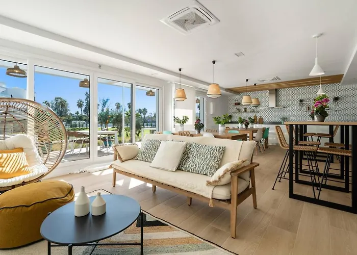 Luxury 3br Aqua Gardens - Walk To And Shared Pool Appartement Estepona